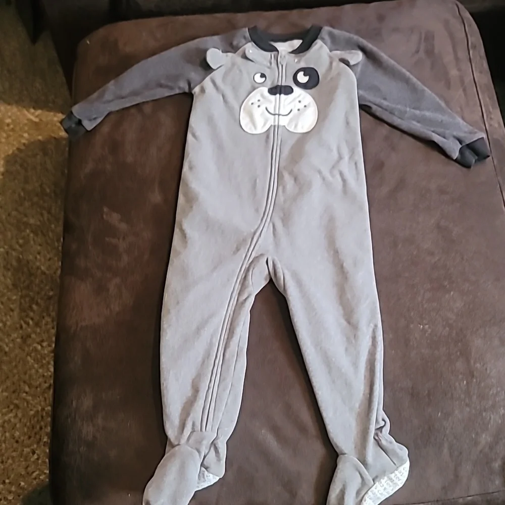 Footed PJs - Picture 2 of 6